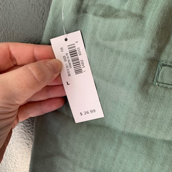 Old Navy Shorts - Picture 4 of 5